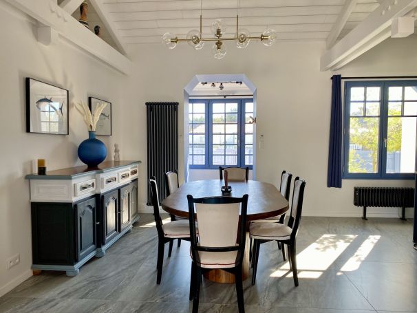 A vendre MAISON  5 PIECES 105 M2 BORD DE MER SAINT GILLES CROIX DE VIE