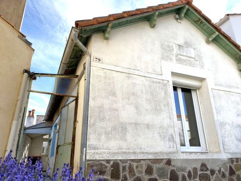 A louer MAISON  DE PêCHEUR BORD DE MER SAINT GILLES CROIX DE VIE