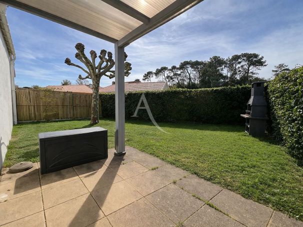 A vendre MAISON  2 PIECES 34 M2 BORD DE MER JARD SUR MER