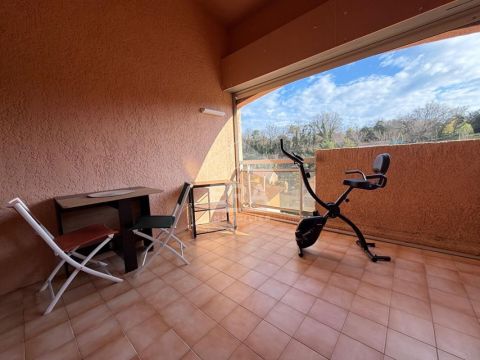 A louer APPARTEMENT DUPLEX T2 53 M2 TERRASSE BORD DE MER VILLENEUVE LOUBET