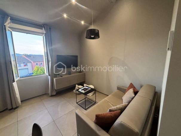 A louer APPARTEMENT T2 26 M2 BORD DE MER SAINT TROPEZ