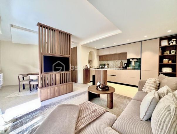 A louer APPARTEMENT DE PRESTIGE T3 67 M2 BORD DE MER MANDELIEU LA NAPOULE