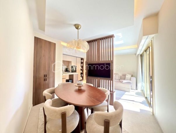 A louer APPARTEMENT DE PRESTIGE T3 67 M2 BORD DE MER MANDELIEU LA NAPOULE