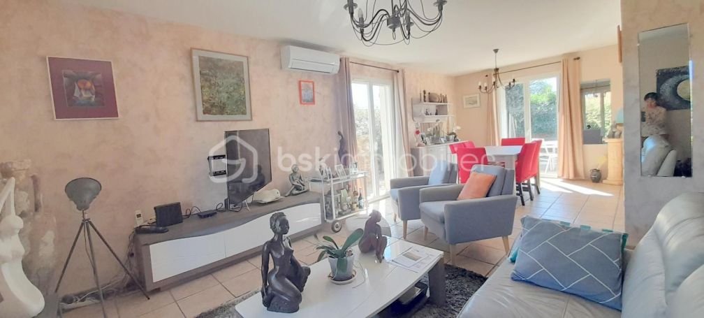 A vendre MAISON  4 PIECES 91 M2 BORD DE MER SAINT HIPPOLYTE