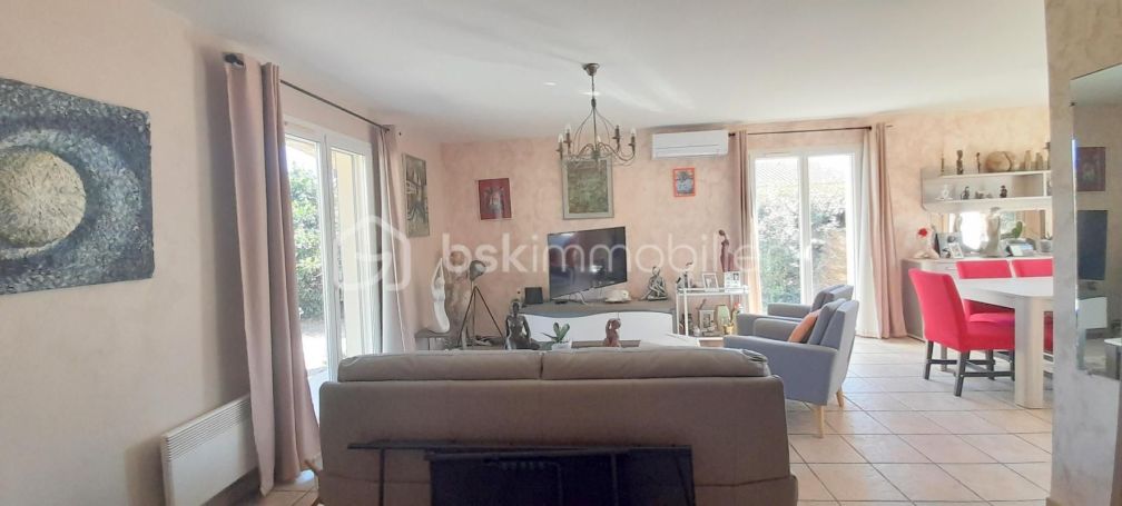 A vendre MAISON  4 PIECES 91 M2 BORD DE MER SAINT HIPPOLYTE