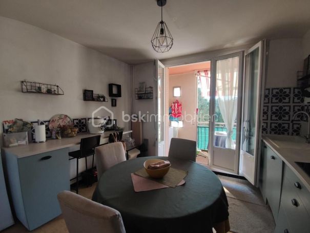 A louer APPARTEMENT T4 80 M2  PONT SAINT ESPRIT