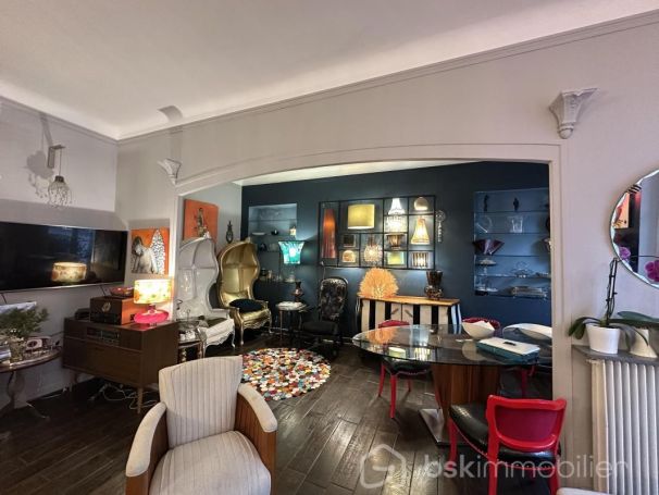 A louer APPARTEMENT T5 131 M2 BORD DE MER TOULON