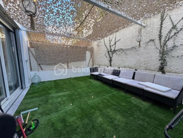 A louer APPARTEMENT T3 69 M2 TERRASSE BORD DE MER NICE