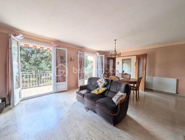 A louer MAISON  5 PIECES 124 M2  LAMANON