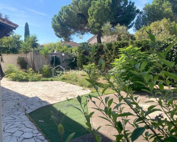 A louer MAISON  8 PIECES 160 M2  BEZIERS