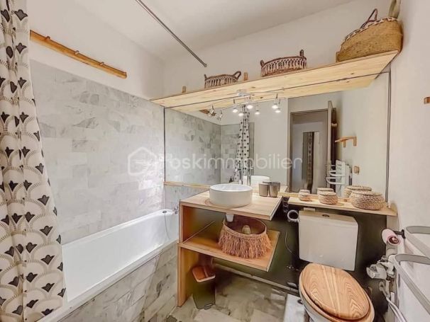 A louer STUDIO  26 M2 BORD DE MER LA GRANDE MOTTE