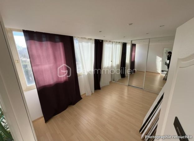 A louer APPARTEMENT T3 115 M2 TERRASSE BORD DE MER MANDELIEU LA NAPOULE