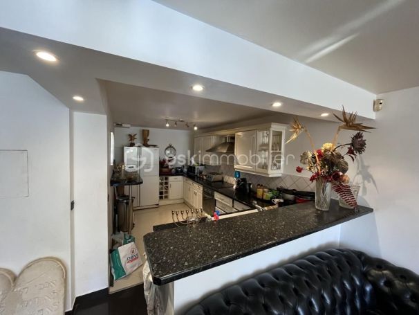 A louer APPARTEMENT T3 115 M2 TERRASSE BORD DE MER MANDELIEU LA NAPOULE