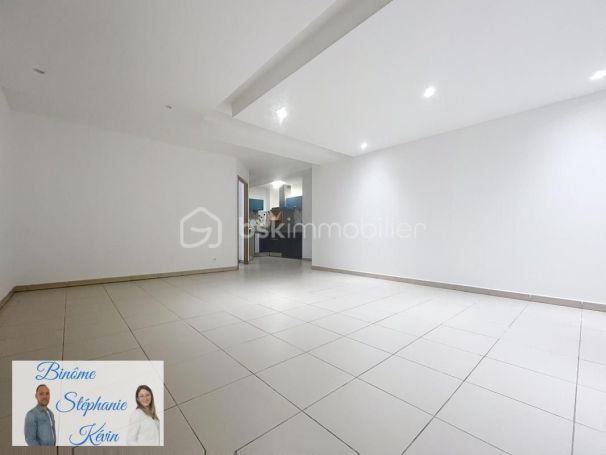 A louer APPARTEMENT T2 52 M2 TERRASSE  NIMES