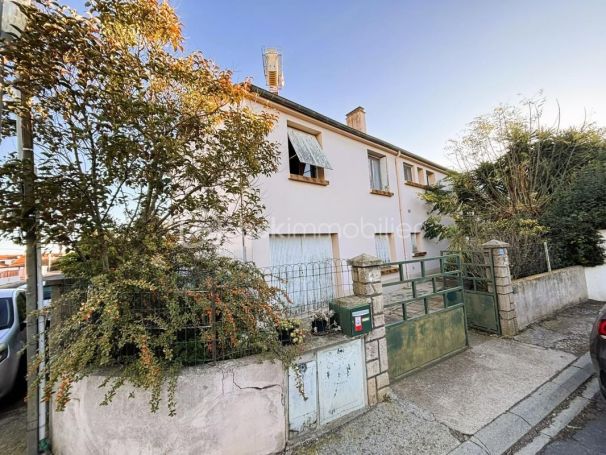 A vendre MAISON  5 PIECES 85 M2 BORD DE MER AGDE