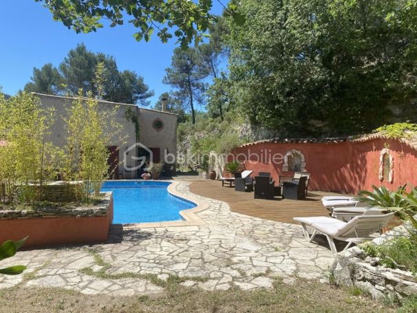 A louer MAISON  5 PIECES 212 M2  LA ROQUE D ANTHERON