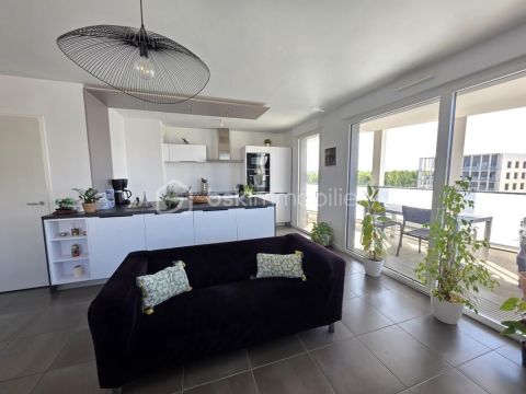 A louer APPARTEMENT DE PRESTIGE T5 93 M2 TERRASSE  BORDEAUX