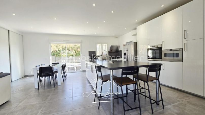 A louer MAISON  DE MAîTRE  CLARENSAC