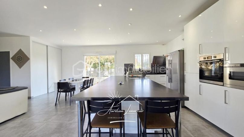 A louer MAISON  DE MAîTRE  CLARENSAC