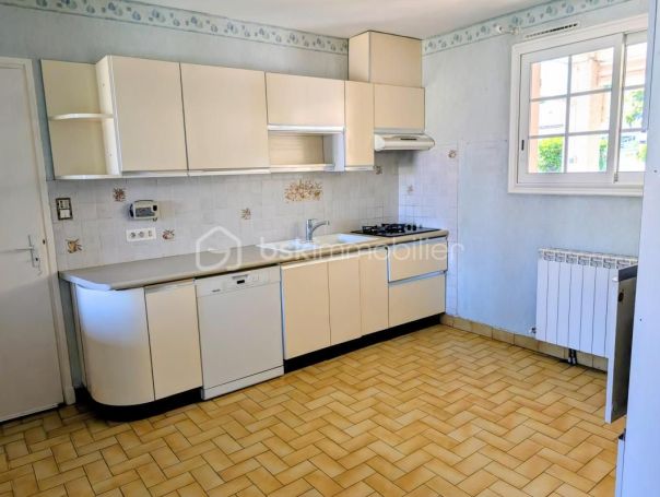 A louer MAISON  6 PIECES 108 M2  CAISSARGUES