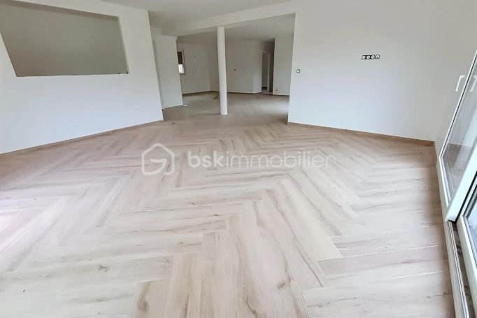 A vendre MAISON  CONTEMPORAINE  HENIN BEAUMONT