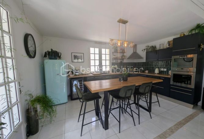 A louer MAISON  DE MAîTRE  SAINT JULIEN DE CONCELLES