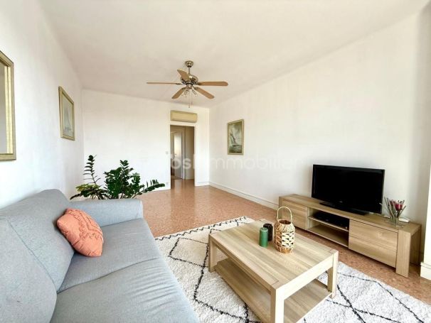 A louer APPARTEMENT T3 73 M2 VUE MER CANNES