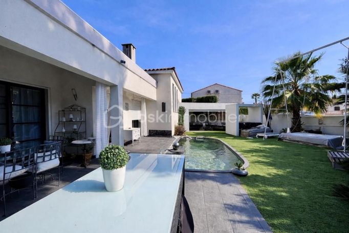 A louer MAISON  CONTEMPORAINE BORD DE MER AGDE