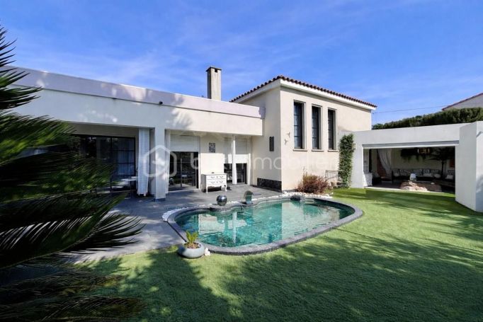 A louer MAISON  CONTEMPORAINE BORD DE MER AGDE