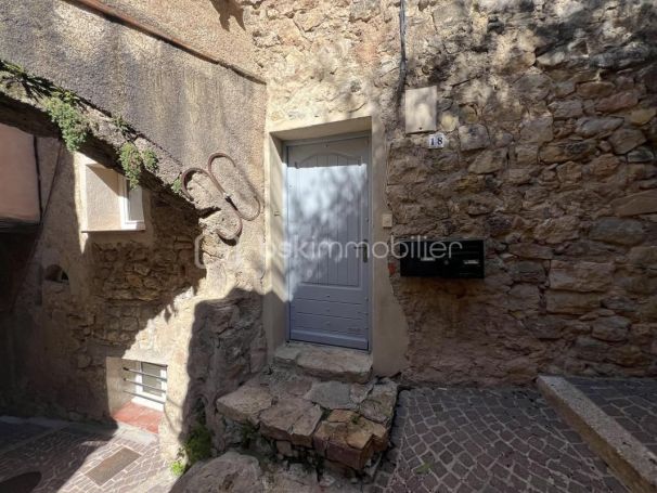 A louer APPARTEMENT T3 58 M2  FAYENCE
