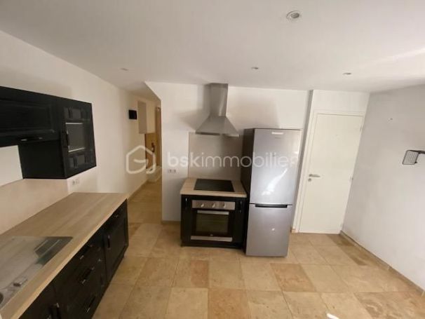 A louer APPARTEMENT T3 58 M2  FAYENCE