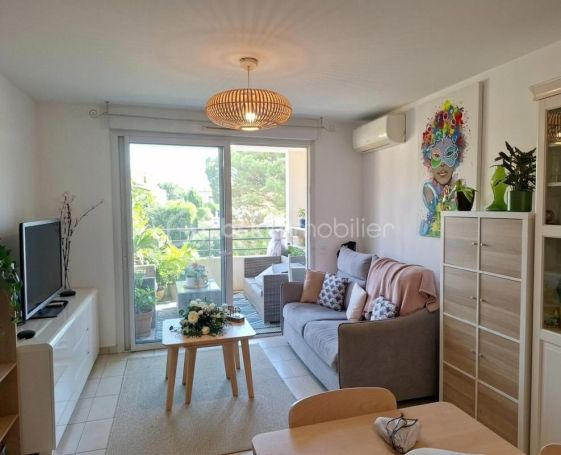 A louer APPARTEMENT T2 41 M2 BORD DE MER LA GARDE