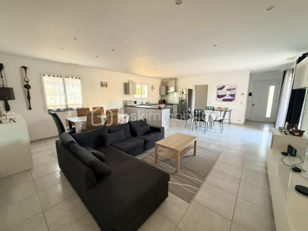 A louer MAISON  4 PIECES 115 M2 BORD DE MER BOUZIGUES