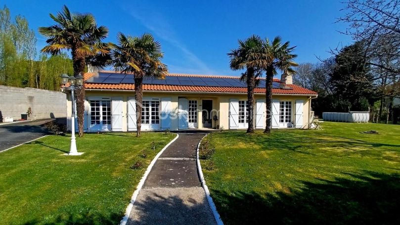 A louer GîTE  LA CHAPELLE ACHARD