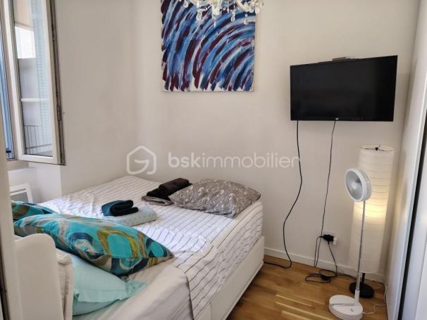 A louer APPARTEMENT T2 24 M2 TERRASSE BORD DE MER CANNES