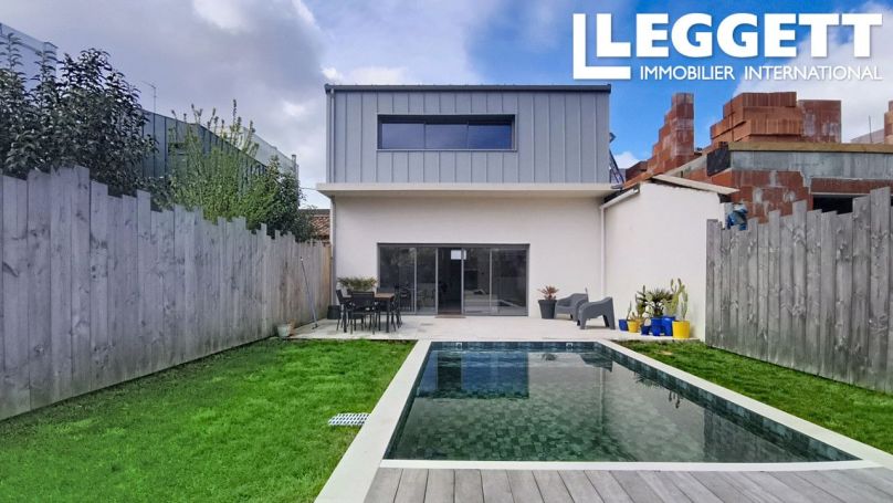 A louer MAISON  CONTEMPORAINE  BORDEAUX