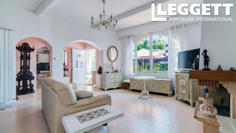 A louer MAISON  2 PIECES 91 M2 BORD DE MER NICE