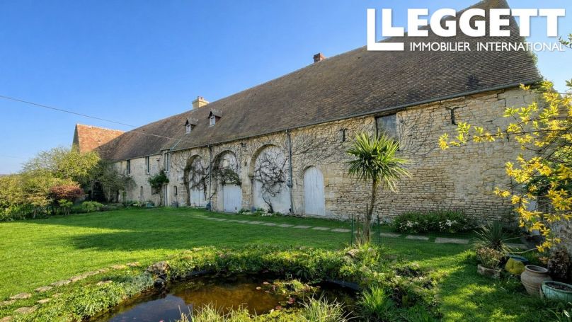 A louer LOFT  7 PIECES 256 M2  SAINT PIERRE EN AUGE