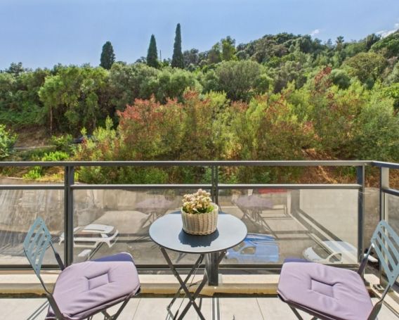 A louer STUDIO  26 M2 TERRASSE BORD DE MER AJACCIO