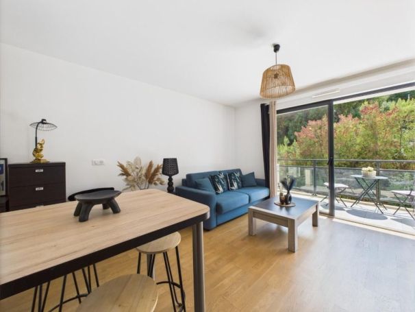 A louer STUDIO  26 M2 TERRASSE BORD DE MER AJACCIO