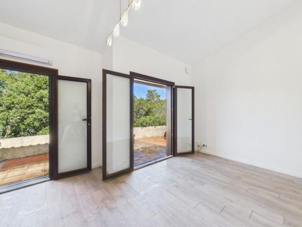 A louer APPARTEMENT T2 32 M2 TERRASSE BORD DE MER GROSSETO PRUGNA