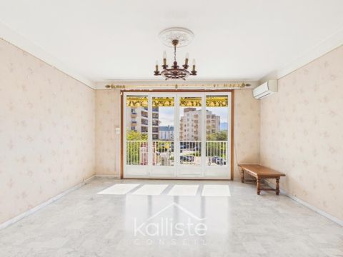 A louer APPARTEMENT T3 71 M2 TERRASSE BORD DE MER AJACCIO