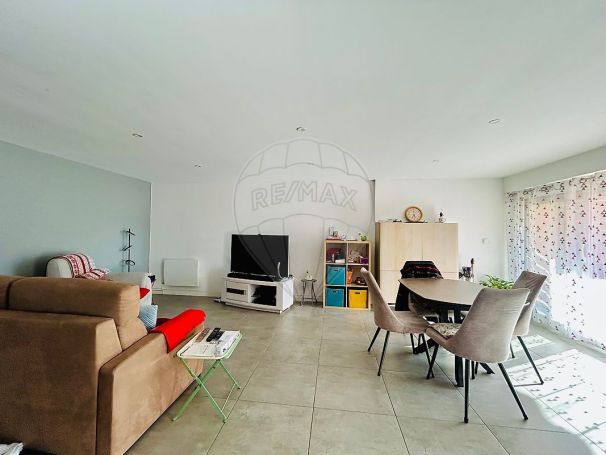 A louer APPARTEMENT NEUF T3 75 M2 TERRASSE  NIMES