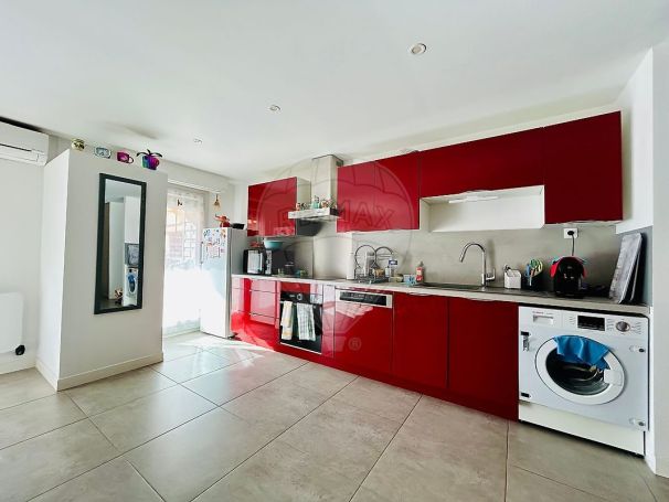 A louer APPARTEMENT NEUF T3 75 M2 TERRASSE  NIMES