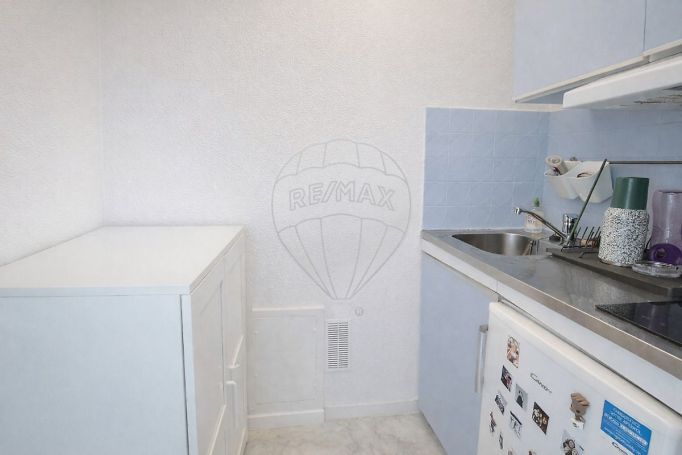 A louer STUDIO  26 M2  BORDEAUX