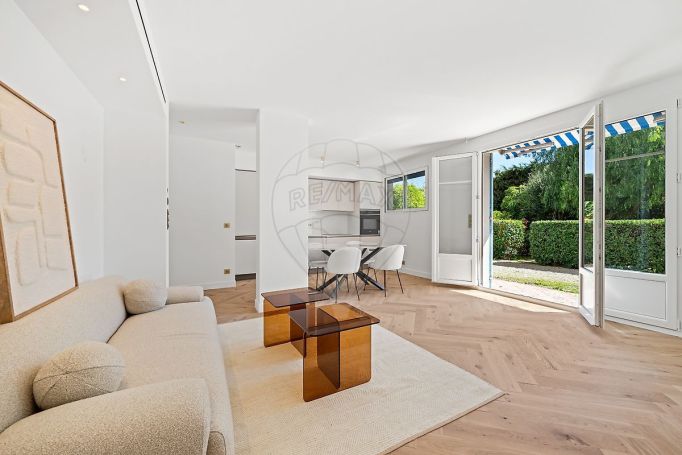 A louer APPARTEMENT T3 67 M2 BORD DE MER BEAULIEU SUR MER