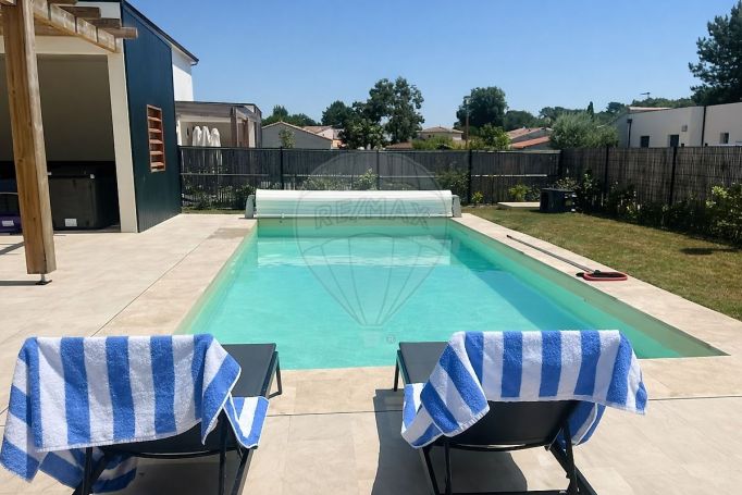 A louer MAISON  CONTEMPORAINE BORD DE MER SAINT AUGUSTIN