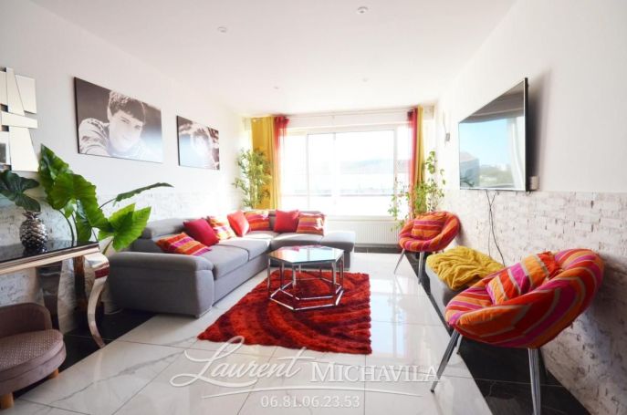 A louer APPARTEMENT T5 90 M2 BORD DE MER AGDE