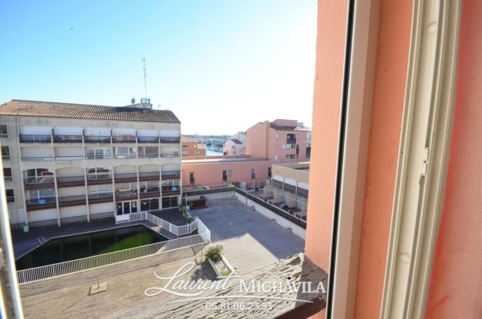 A louer APPARTEMENT T5 90 M2 BORD DE MER AGDE