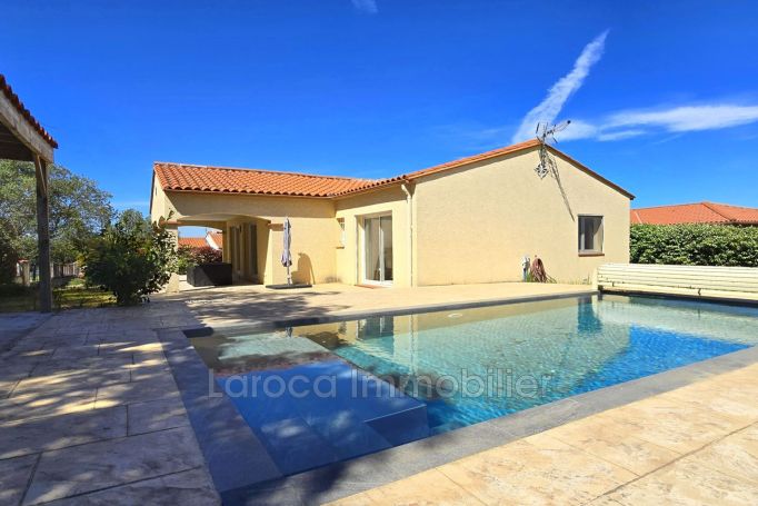 A vendre MAISON  5 PIECES 112 M2  LAROQUE DES ALBERES Village
